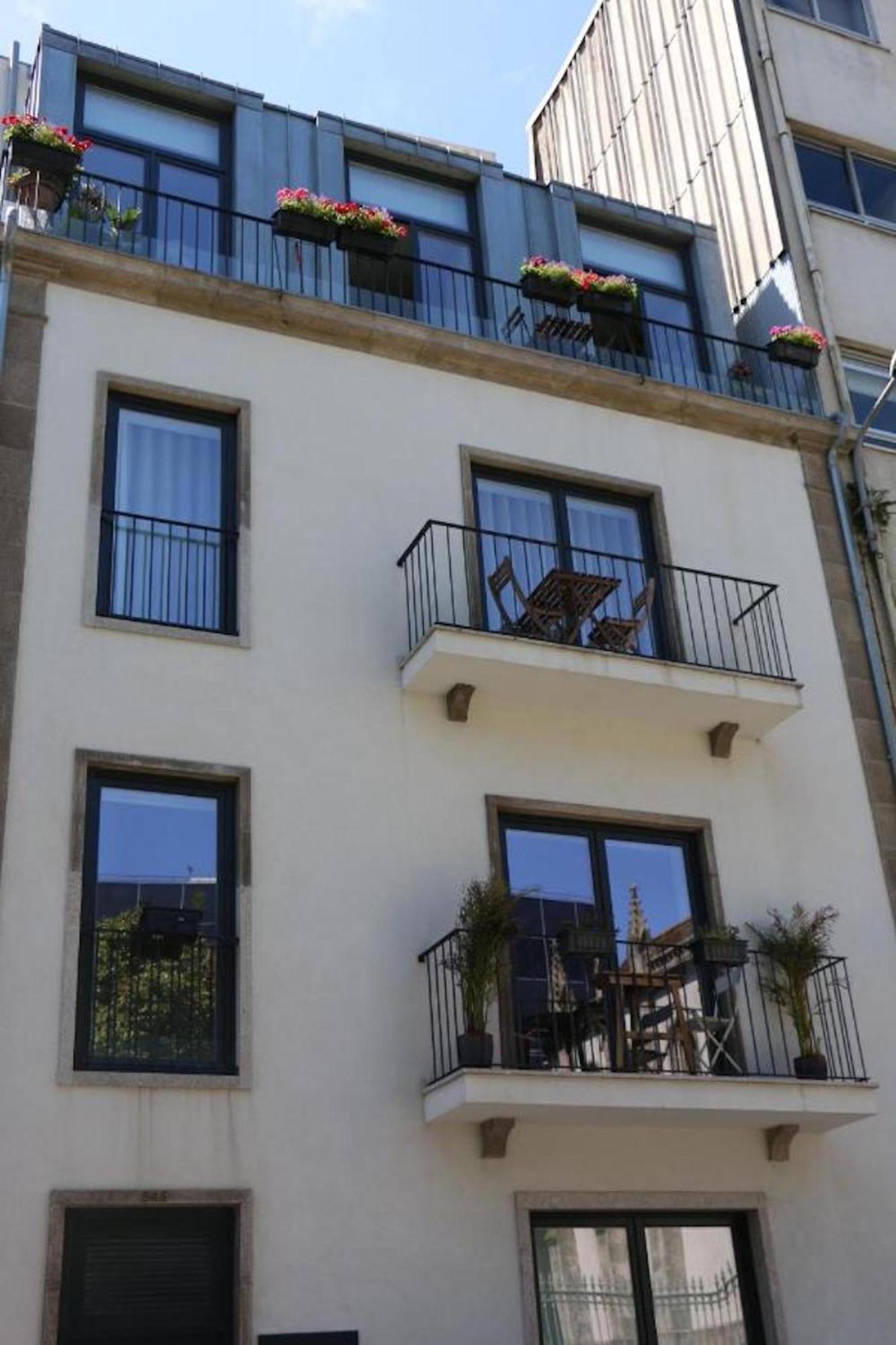 Stylish Almada Historic *
